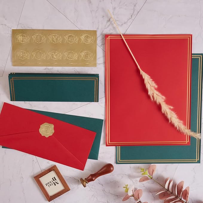 50 Pack Christmas Stationery Set, Green Red #10 Business Envelopes, 50 Sheets 8.5x11 Paper Sheet and Gold Stickers for Office, Letters, Invitations (8.5x11)