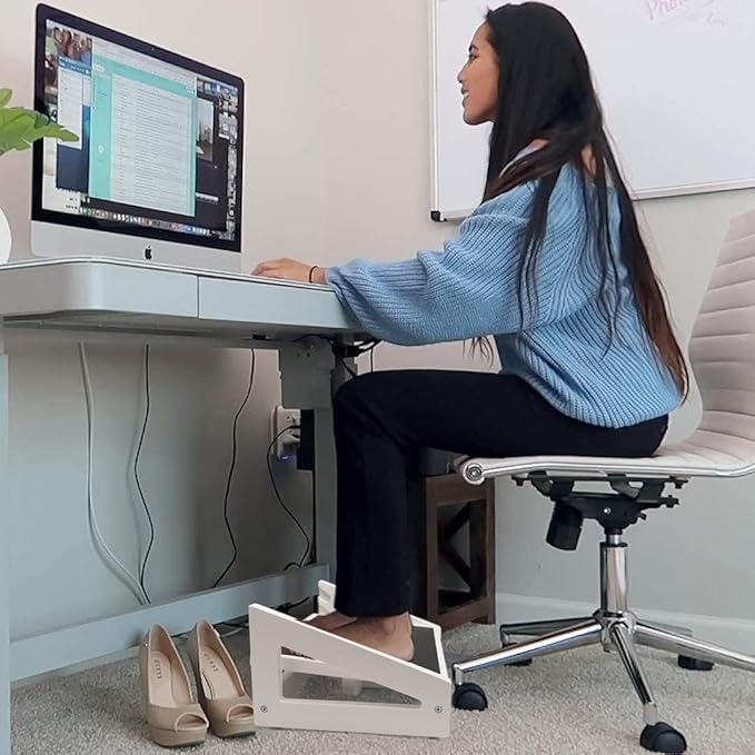 WOOD CITY Under Desk Footrest, 3 Heights Adjustable Foot Rest with Silicone Surface, 3 in 1 Non-Slip Foot Stool Improve Posture, Reduce Fatigue & Pain, Ideal for Home/Office/Gaming (White)