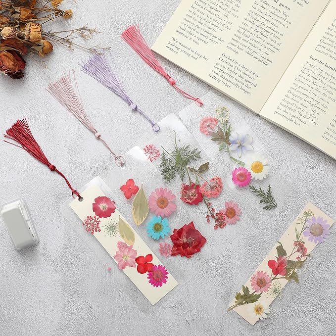 150 Pcs DIY Pressed Dried Flower Bookmark Making Kit, DIY Bookmark Bulk Thanksgiving Teacher Gifts for Reading Women Book Lovers(2 x 6 Inch,Rainbow Color)