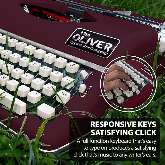 Timeless Manual Typewriter, Burgundy
