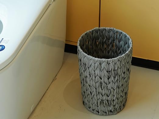 Wicker Trash Can,Small Bathroom Trash Can,Waterproof Wicker Waste Basket for Bathroom,Handwoven Wastebasket for Office,2 Gallon Grey Round