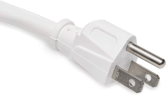 Amazon Basics Surge Protector Power Strip, 6-Outlet, 790 Joules, LED Indicator, 6ft Extension Cord, White