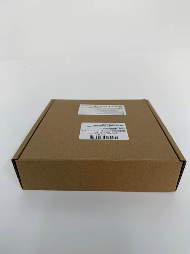 YIYA 18 PCS Christmas Tree Picks Ornaments 3 Color Red Green Gold Xmas Decor on Wired Stems Shatterproof Xmas Ball Picks Branches for Tree Vase Wreath Garland Indoor Outdoor Garden Holiday Party Decor