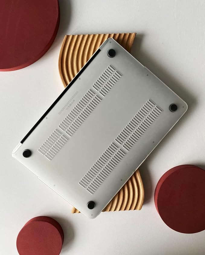 KEROM Compatible with Crocodile MacBook Pro 15 inch Case 2019 2018 2017 2016 Release A1990 A1707 with Touch Bar, Crocodile Skin Alligator Skin PU Leather Hard Shell Case & Keyboard Cover, White