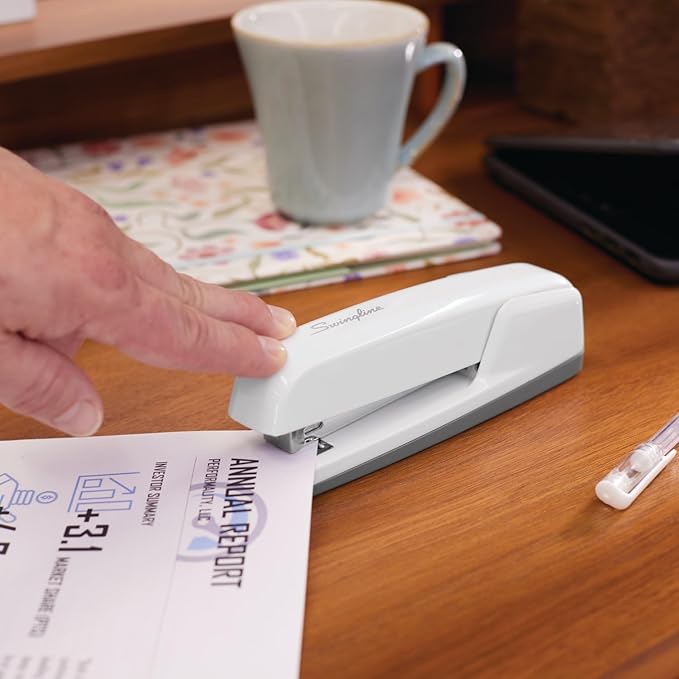 Swingline Stapler, 30 Sheet Capacity, 747 Business Stapler, Jam Free, Metal, Arctic White (S7074738)