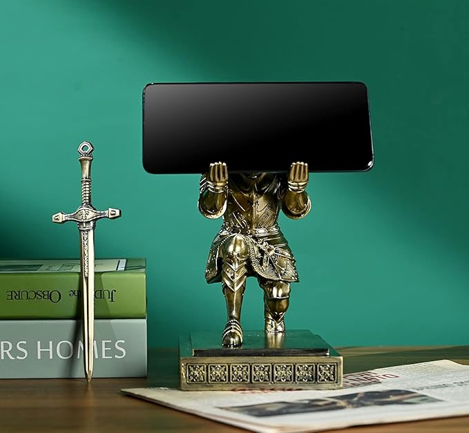 King's Guard Knight Pen Holder Pen Stand Desk Organizers and Accessories Resin Pencil Holder as Gift for Office and Home (Bronze)