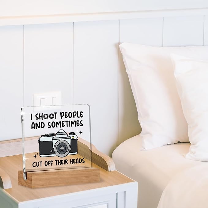 Funny Photographer Gifts for Women Men, Cool Photography Gifts for Photographers, Camera Lens Acrylic Plaque Gift, I Shoot People And Sometimes Cut Off Their Heads Desk Signs Decor 4 × 4 Inches