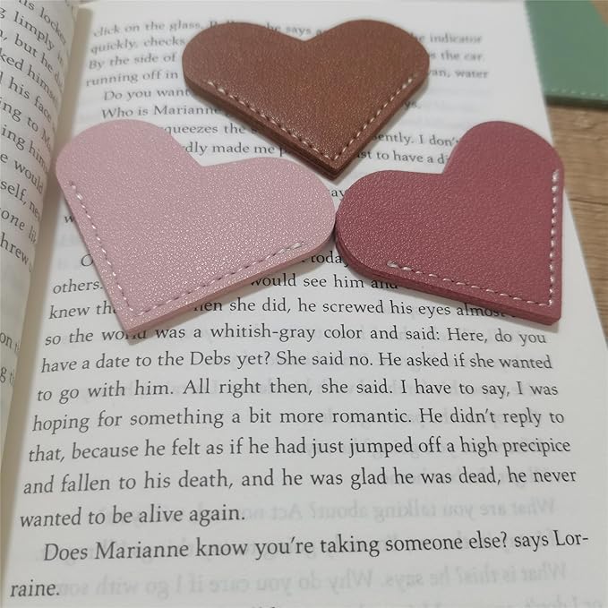 6Pcs Bookmarks for Women Book Marks for Reading Lovers, Cute Leather Heart Bookmarks for Friends Teachers Students Book Reading Lovers Present