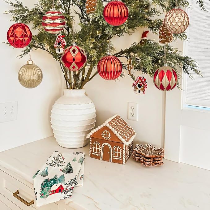 Hollyone 4 Inch Red and Gold Christmas Ornaments 12Pcs Christmas Tree Ornaments Balls Colored Shatterproof Christmas Ornaments for Xmas Tree Decor Holiday Party Wreath Home Decor (Red & Gold, 100mm)