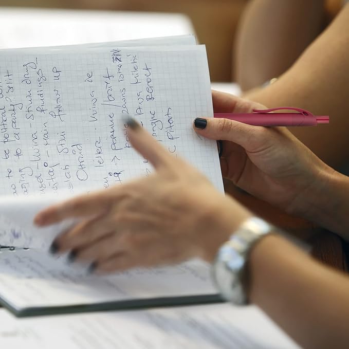 Deegtran 100 Pack No Bleed Red Barrel Click Pens, Wholesale Retractable Ballpoint Pens, Medium Point, Smooth Ink, 1.0MM Black Ink