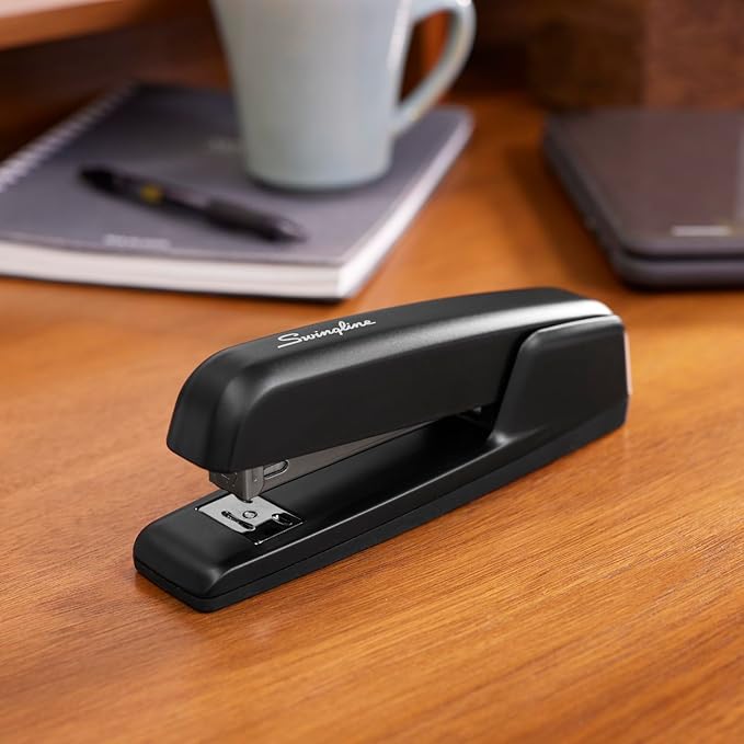 Swingline Stapler, 30 Sheet Capacity, 747 Business Stapler, Jam Free, Metal, Matte Black (S7074742)
