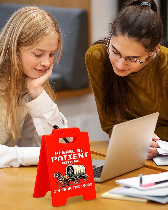 Funny Western Office Desk Decor - Retro Western Gifts for Coworkers Friends, I'm From the 1900s Retro Office Desk Little Signs