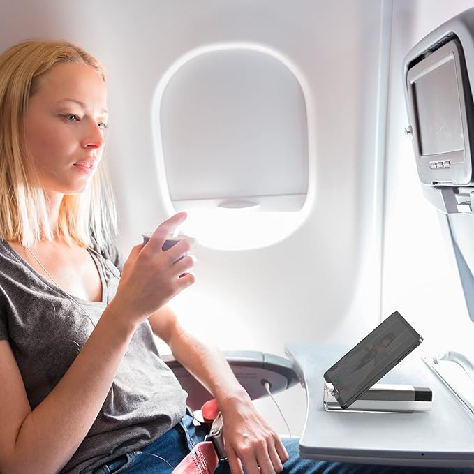 CLICK CLEAN Screen Cleaner, Fingerprint Proof Screen Cleaner Spray, All-in-One Cleaner with Microfiber and Shell for All Phones, Laptop and Tablet Screens (Black)