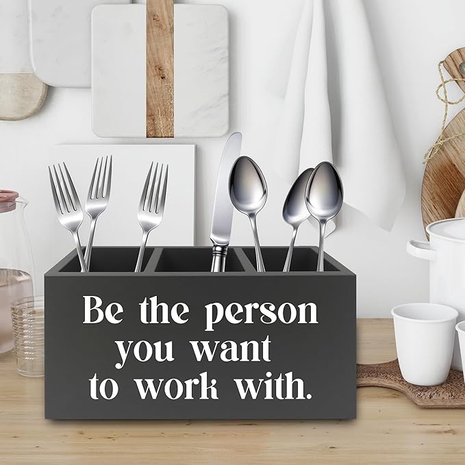 Be the Person You Want to Work with Inspirational Pen Pencil Holder Organizer for Desk, Inspirational Gifts for Women Men, Motivational Wooden Box Sign for Home Office Desk Tabletop Decorations