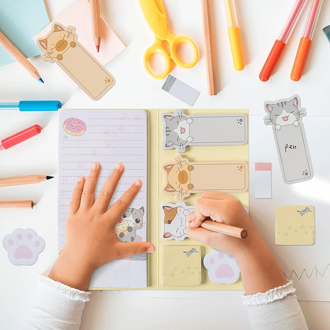 Xqumoi Cute Cartoon Cat Sticky Notes Set, 550 Sheets, Lovely Cat and Paw Shaped Self-Stick Notes Pads Kitty Animal Divider Tabs Bundle Writing Memo Pads Back to School Office Supplies Small Gift