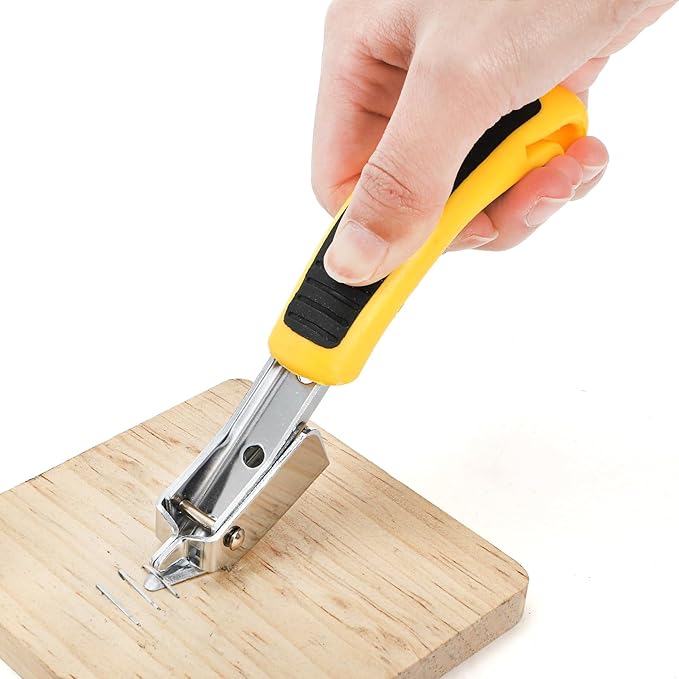 Hiceeden 4 Pcs Carpet Staple Remover Tools, Heavy Duty Staple Puller with End Cutting Plier, Nail Puller Tack Lifter Tool for Removing Staples on Furniture, Floor, Wood Case, Carton, Photo Frame