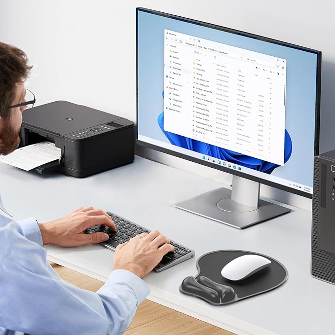 Mouse Pad with Wrist Rest, Ergonomic Mouse pad Gel Comfortable Computer Wrist Support for Laptop, Pain Relief Mousepad with Non-Slip PU Base for Office & Home Black