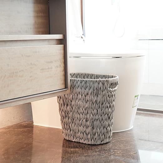 PINXIURY Wicker Trash Can,Watse Basket, Woven Bathroom Trash Can with Handles, Waste Paper Basket, Trash Cans for Bedroom,Decorative Boho Trash Can, 19 Liters/5 Gallons