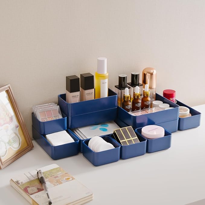 CHANCETSUI 11-Piece Stackable Drawer Organizer Set, Multi-size Desk Drawer Organizer Trays Vanity Storage Bins for Storing Makeup, Stationery, Utensils in Bathroom Dresser, Office and Kitchen