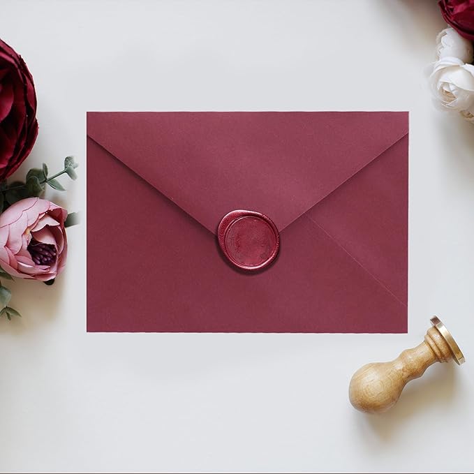 Burgundy A7 V-Flap Envelopes, 5 x 7 Inch, 50 Pack, 120gsm Paper for Christmas Cards, Valentines, Invitations, Wedding, Personalized Gifts, Postcards