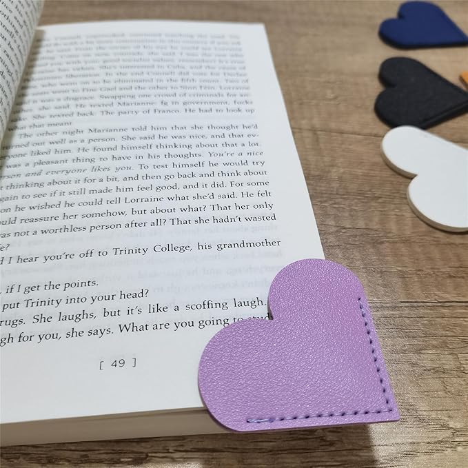 10Pcs Bookmarks for Women Book Marks for Reading Lovers, Cute Leather Heart Bookmarks for Friends Teachers Students Book Reading Lovers Present
