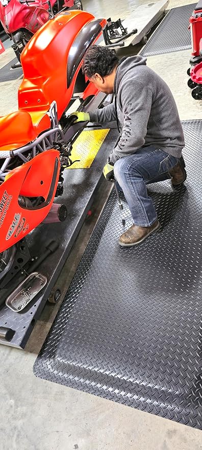 Rhino Mats, American Classic Diamond Anti-Fatigue Mats, Industrial Ergonomic Comfort Standing Mat for Work, Home, Garage, Office, Kitchen or Anywhere (Black 1" Thick, 3 FT. x 6 FT.)