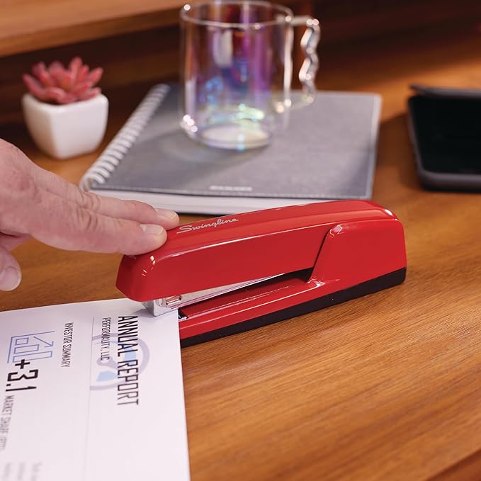Swingline Stapler, 30 Sheet Capacity, 747 Business Stapler, Jam Free, Metal, Rio Red (74736)