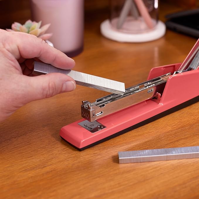 Swingline Stapler, 30 Sheet Capacity, 747 Classic Stapler, Jam Free, Metal, Lipstick Red (74718)
