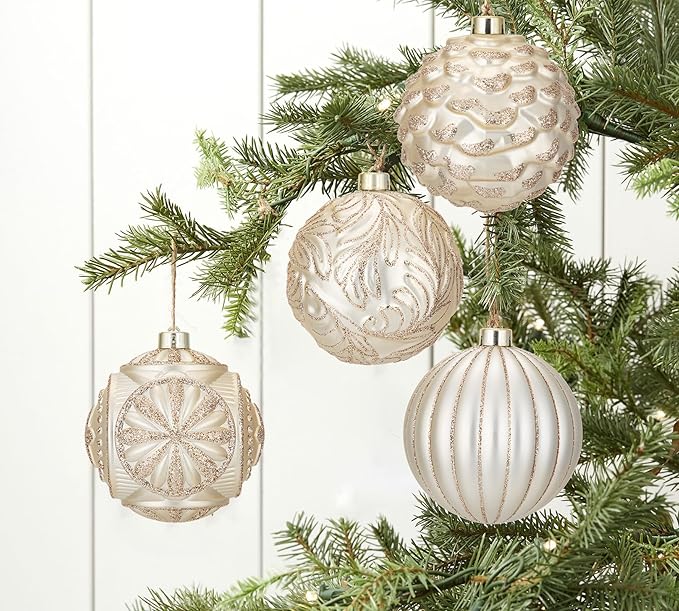 4.7 Inch Large Champagne Gold Christmas Ornaments 4Pcs Christmas Tree Balls Ornaments Shatterproof Christmas Ornaments for Xmas Tree Decor for Holiday Party Wreath Home Decor (Champagne, 120mm)