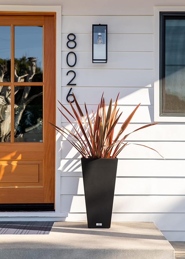 Veradek V-Resin Indoor/Outdoor Taper Planter (30 inch, Black)