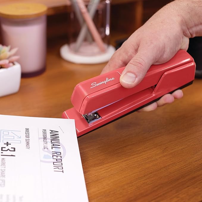 Swingline Stapler, 30 Sheet Capacity, 747 Classic Stapler, Jam Free, Metal, Lipstick Red (74718)