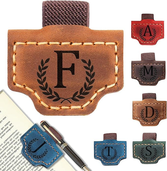 Personalized Bygone Mark Bookmark with Pen Holder, Leather Magnetic Bookmark 26 Letters Name Initial Bookmarks for Readers, Book Lover Gifts for Women Men Notebook Accessories (Brown, F)