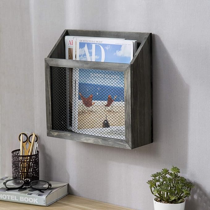 MyGift Rustic Magazine Holder Vintage Gray Wood and Chicken Wire Design Wall Mounted/Tabletop Mail Sorter, Farmhouse Home, Bathroom, Office Magazine Rack