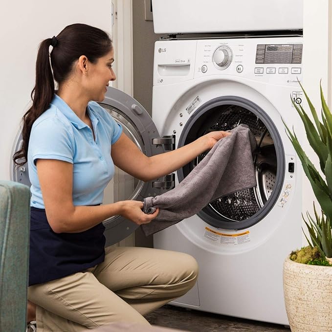 Microfiber Wholesale 16" x 24" Pro Multi Surface Microfiber Towels | Case of 156 | Blue