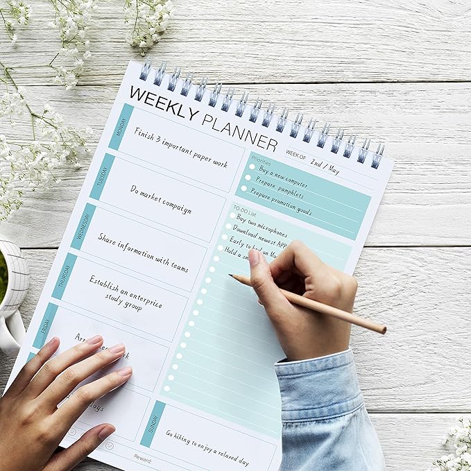 Weekly Planner Notepad,Spiral To Do List Undated Planning Pad, Weekly Organizer for Students, Weekly Agenda for Work & Daily Life, 52 Sheets, 6.5 x 9.8 in (Green)