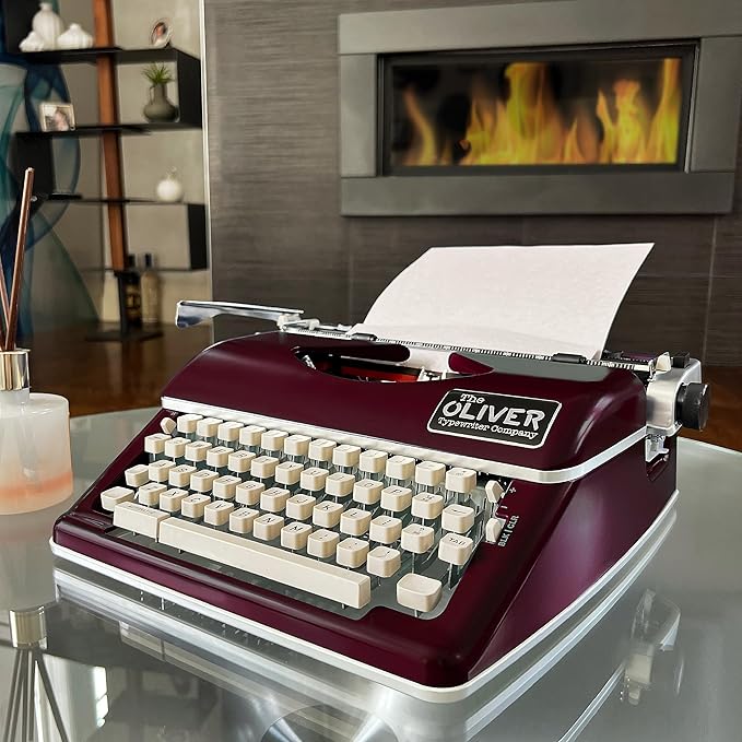 Timeless Manual Typewriter, Burgundy