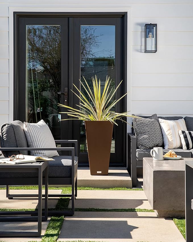 Veradek V-Resin Indoor/Outdoor Taper Planter (30 inch, Espresso)