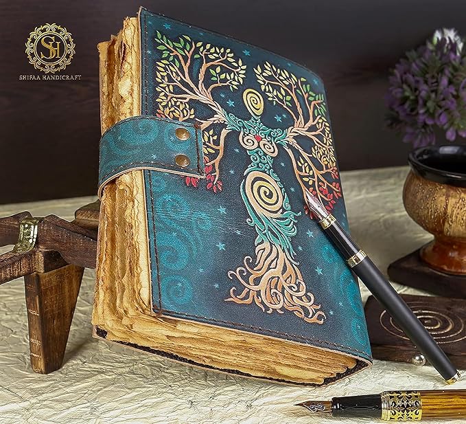 Blank Spell Book Of Shadows Journal With Lock Clasp Prop Vintage Handmade Leather Diary Embossed Prayer Pagan Antique Witchcraft Supplies Wiccan Notebook Daily Witch Gifts Mystic Greek Mythology Goddess (7x5)